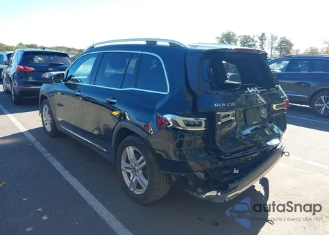 2021 Mercedes-Benz Glb 250 4Matic z USA, uszkodzony, nr VIN W1N4M4HB2MW107467